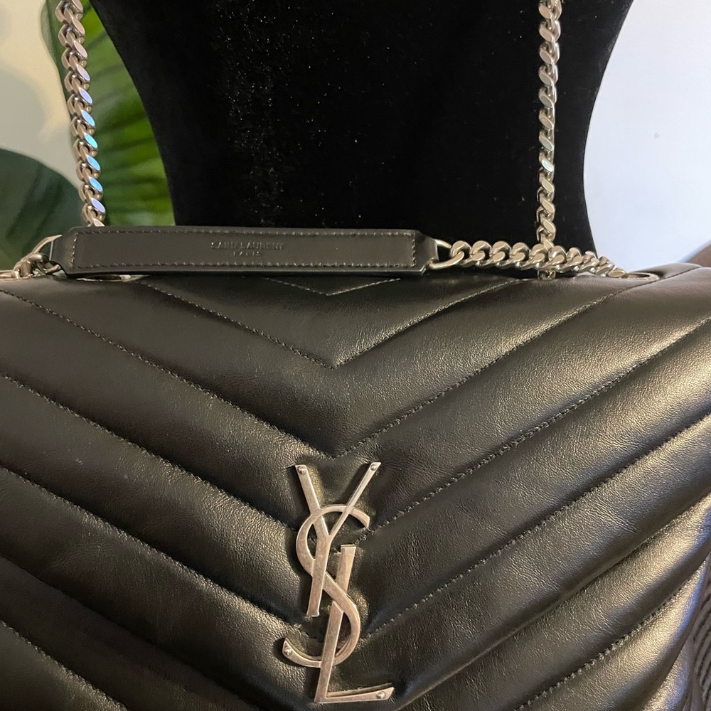 YSL Medium Loulou Matelassé Leather Shoulder Bag - Picture 2 of 8